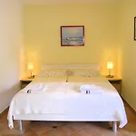 Kristina Apartment *